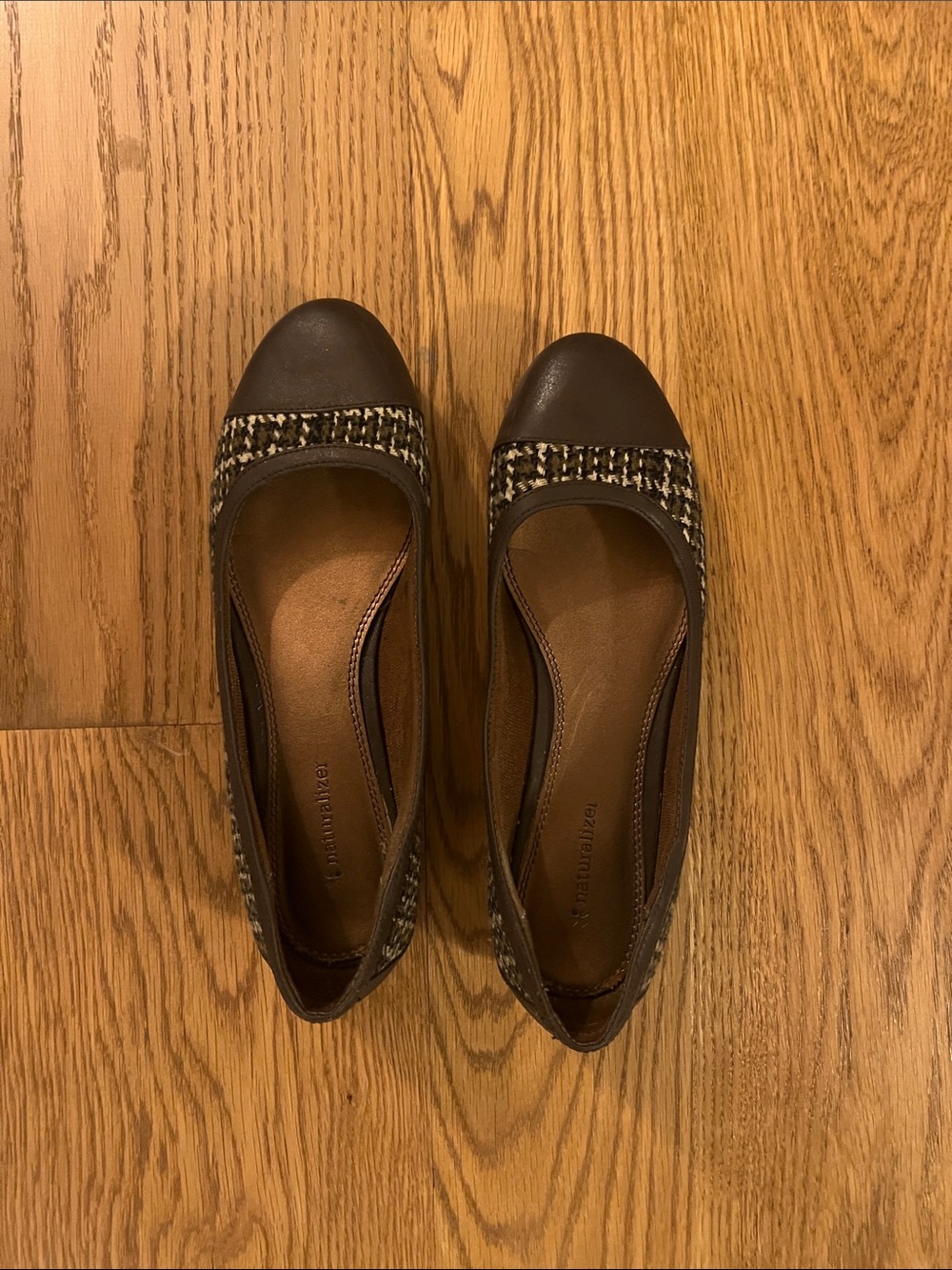 Naturalizer Brown Tweed Cap-Toe Ballet Flats